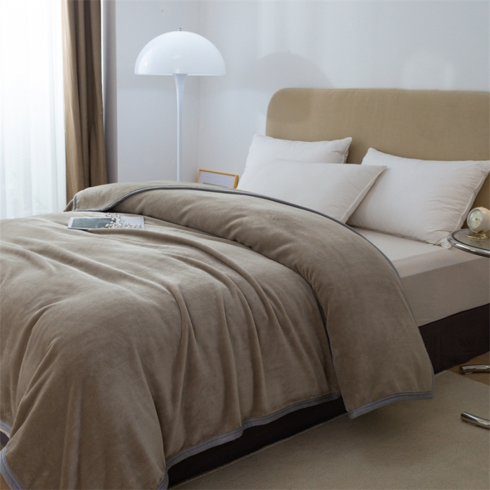 91家纺网 家纺一手货源 找家纺 （总）兰紫橙家纺 2025新款纯色云貂绒360克包边毛毯