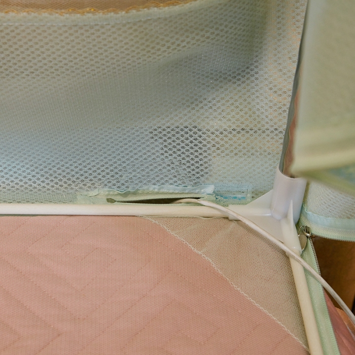 91家纺网 家纺一手货源 找家纺 迷仙巢2022新款三开门坐床蚊帐B09逝水流年兰色