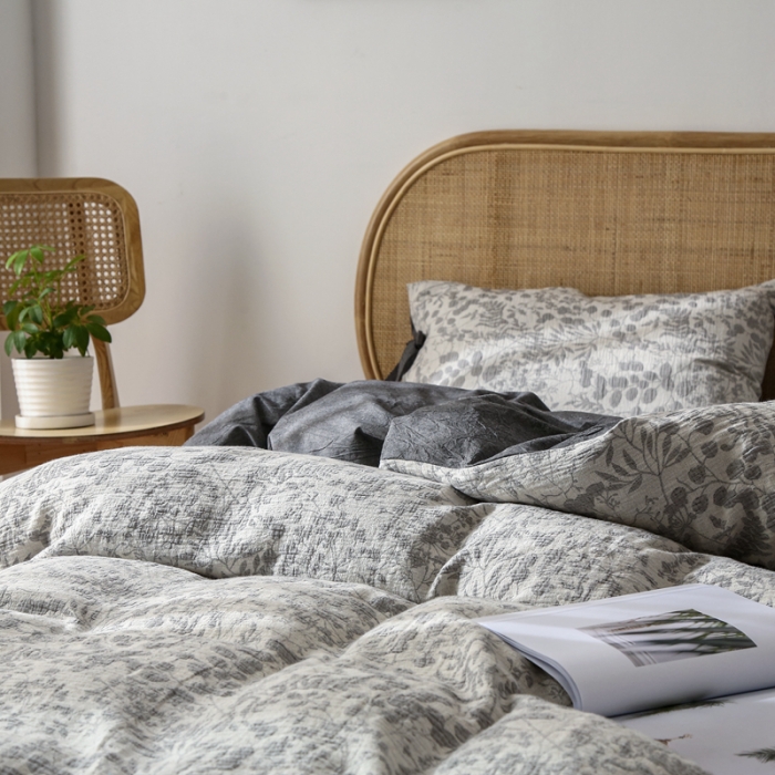 91家纺网 家纺一手货源 找家纺 安莱 2022高端双层纱栀子花色织大提花蝴蝶结工艺款四件套 栀子花深灰