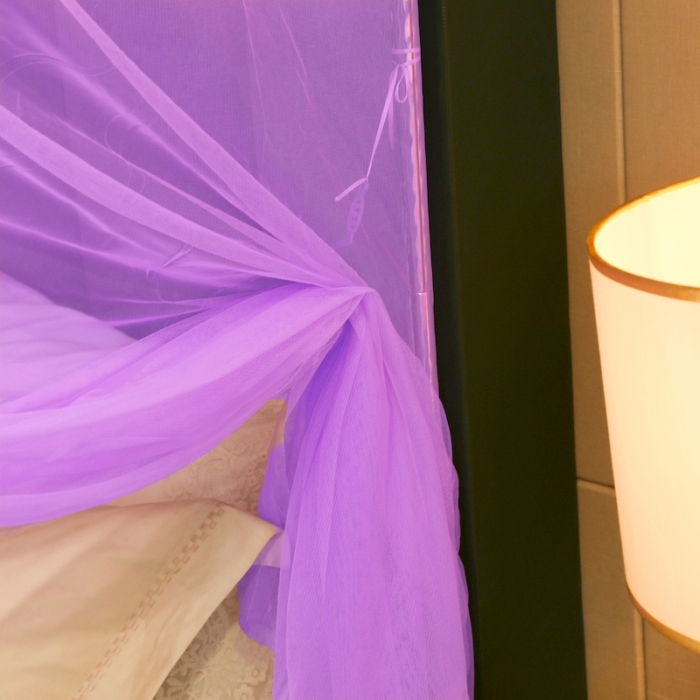 91家纺网 家纺一手货源 找家纺 初心 2025新款防尘顶盛夏单开门蚊帐紫色