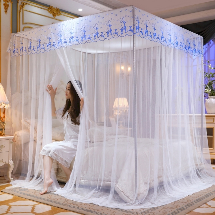 91家纺网 家纺一手货源 找家纺 初心 2025新款三开门防尘顶蚊帐-幸福鹿白色