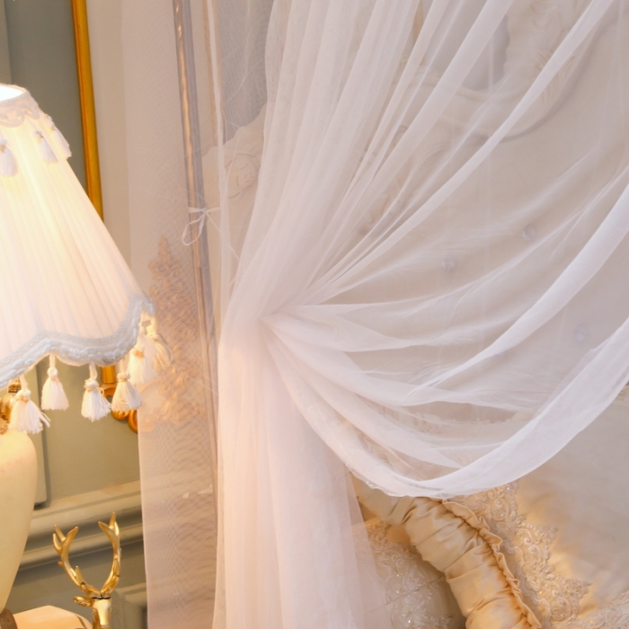 91家纺网 家纺一手货源 找家纺 初心 2025新款三开门防尘顶蚊帐-幸福鹿白色