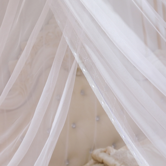 91家纺网 家纺一手货源 找家纺 初心 2025新款三开门防尘顶蚊帐-幸福鹿白色