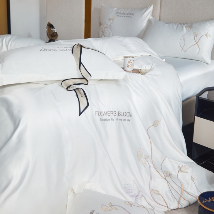 91家纺网 家纺一手货源 找家纺 凡客 2022新款水洗真丝绣花花影系列 花影-珍珠白