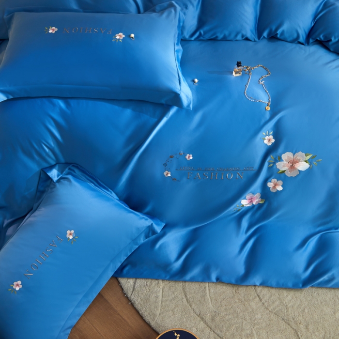 91家纺网 家纺一手货源 找家纺 凡客 2022新款水洗真丝绣花陌上花开系列 陌上花开-宾利蓝