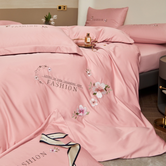 91家纺网 家纺一手货源 找家纺 凡客 2022新款水洗真丝绣花陌上花开系列 陌上花开-藕粉色