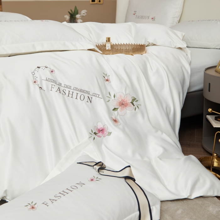 91家纺网 家纺一手货源 找家纺 凡客 2022新款水洗真丝绣花陌上花开系列 陌上花开-珍珠白