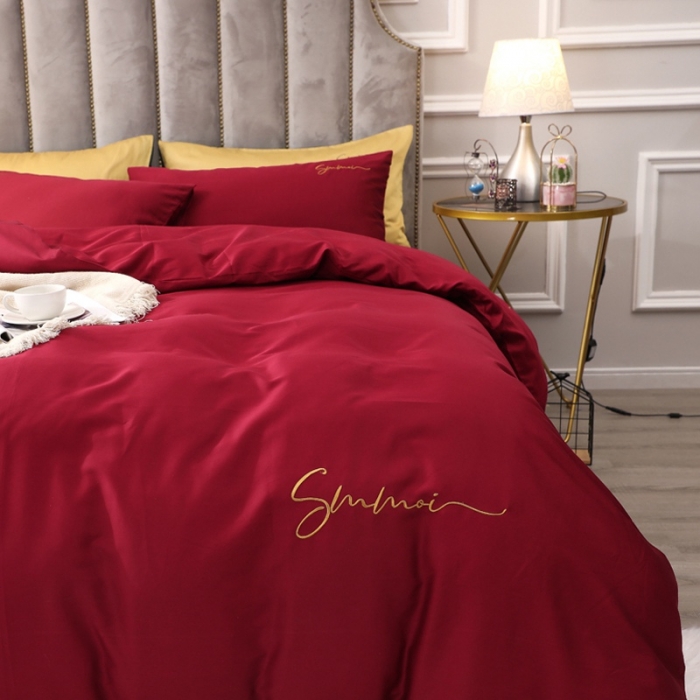 91家纺网 家纺一手货源 找家纺 晶缦 2022新款全棉纯色60S贡缎长绒棉绣花四件套 洛拉-酒红