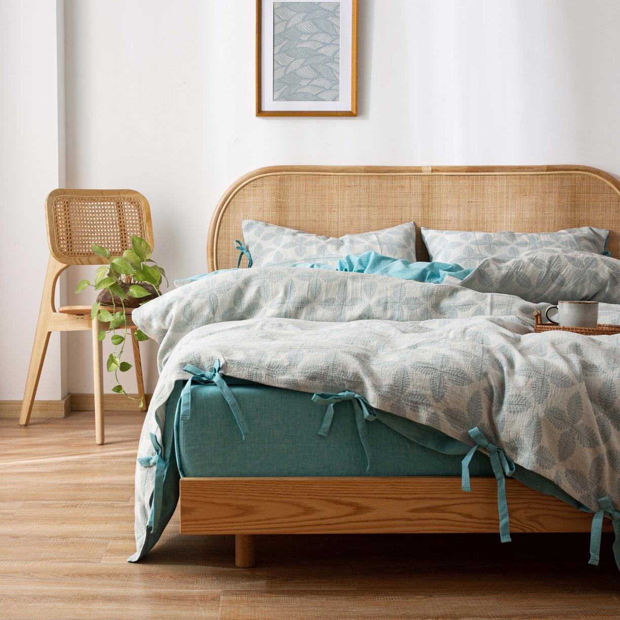 91家纺网 家纺一手货源 找家纺 安莱生活 2022新款双层纱新三色四叶草四件套 蓝青