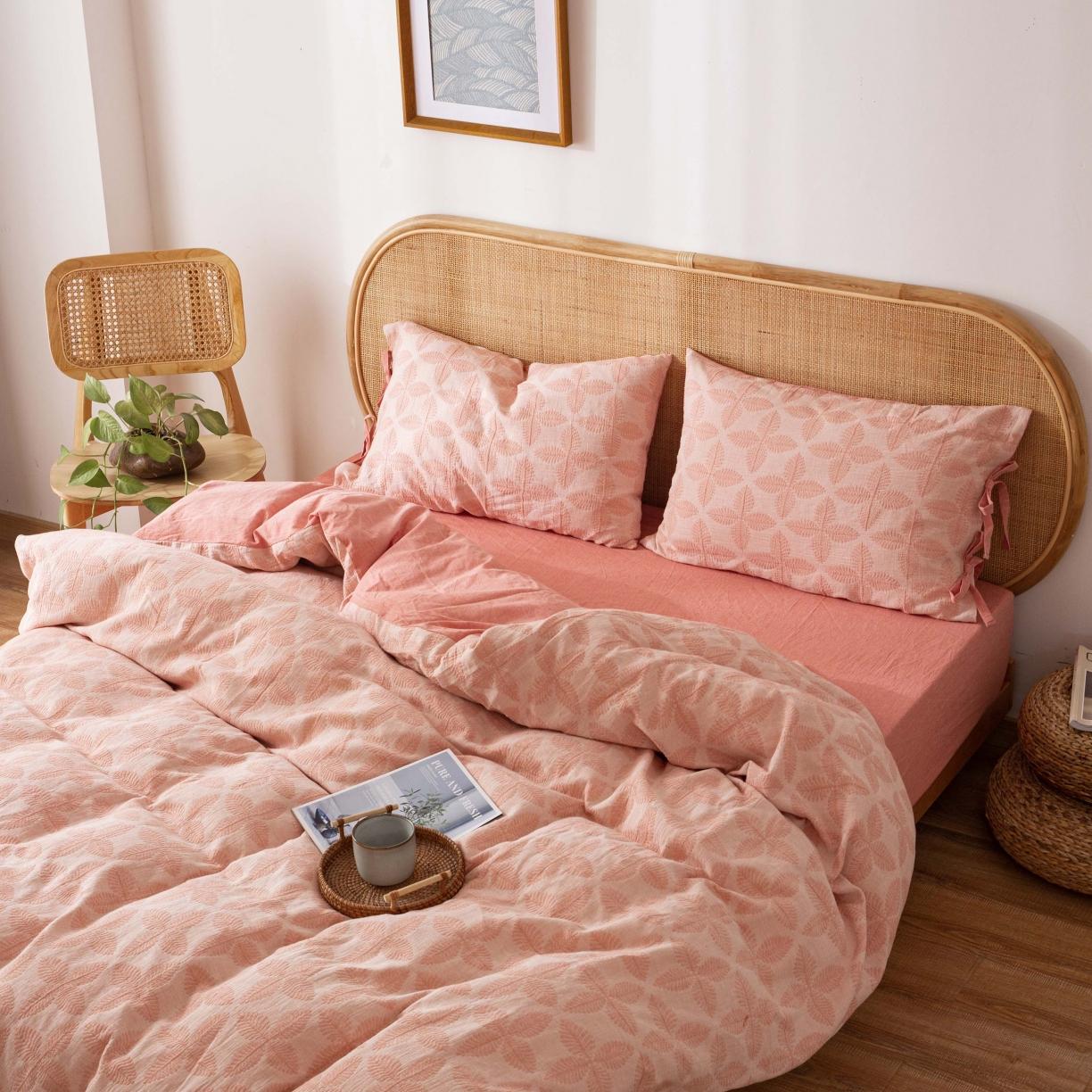 91家纺网 家纺一手货源 找家纺 安莱生活 2022新款双层纱新三色四叶草四件套 嫩粉