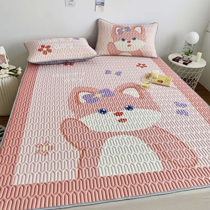 91家纺网 家纺一手货源 找家纺 佰亿莱 2024新款数码印花大版乳胶软凉席三件套 宝莉熊-粉