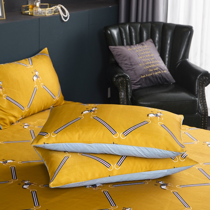 91家纺网 家纺一手货源 找家纺 优姿家纺 2024新款冰丝凉席床裙款 策马奔腾