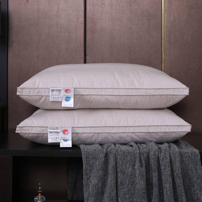 91家纺网 家纺一手货源 找家纺 羽仙子 2023新款100支贡缎提花枕芯三层灰色