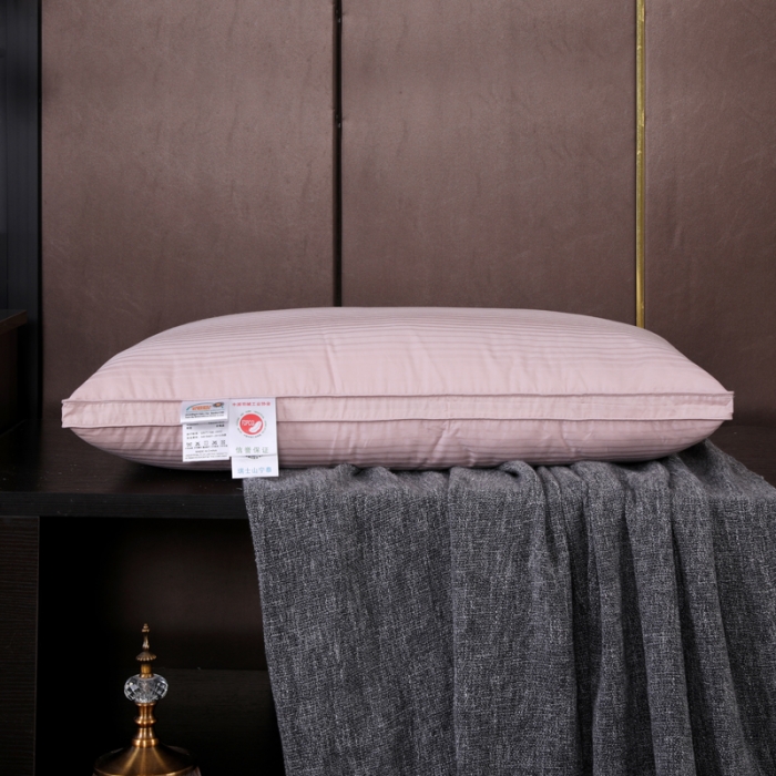 91家纺网 家纺一手货源 找家纺 羽仙子 2023新款100支贡缎提花枕芯三层豆沙