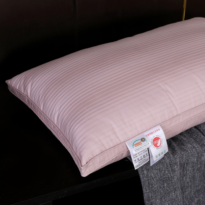 91家纺网 家纺一手货源 找家纺 羽仙子 2023新款100支贡缎提花枕芯三层豆沙