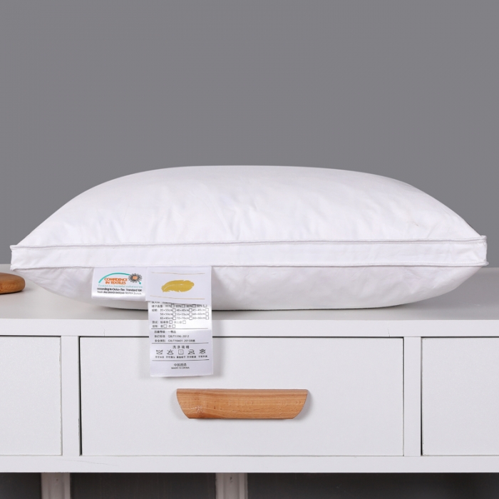 91家纺网 家纺一手货源 找家纺 羽仙子 2023新款宽边抱枕 白色