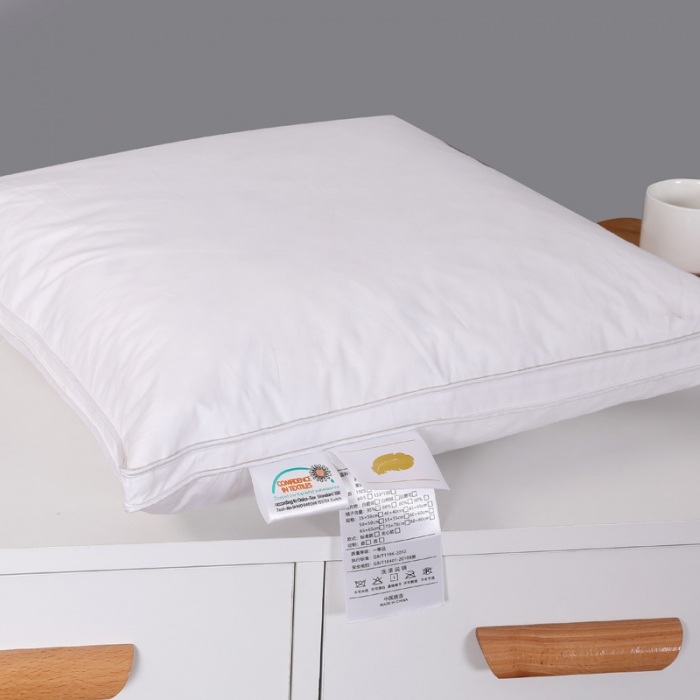 91家纺网 家纺一手货源 找家纺 羽仙子 2023新款宽边抱枕 白色