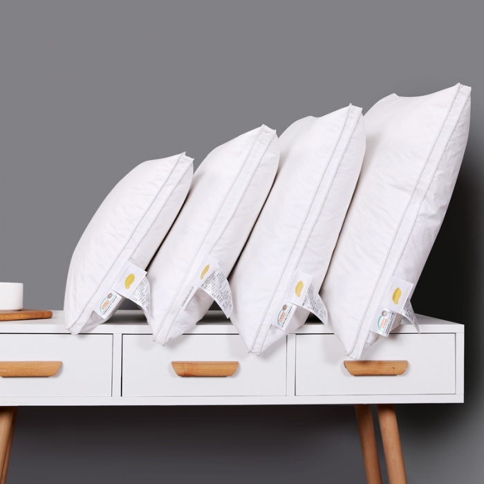 91家纺网 家纺一手货源 找家纺 羽仙子 2023新款宽边抱枕 白色