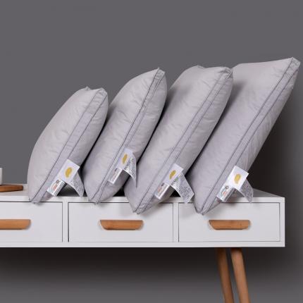 羽仙子 2023新款宽边抱枕 灰色