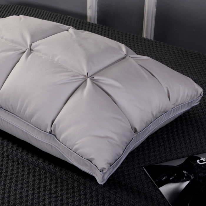 91家纺网 家纺一手货源 找家纺 羽仙子 2023新款面包款80支柔赛丝三层枕芯银灰