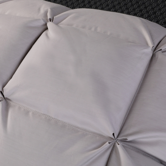 91家纺网 家纺一手货源 找家纺 羽仙子 2023新款面包款80支柔赛丝三层枕芯银灰