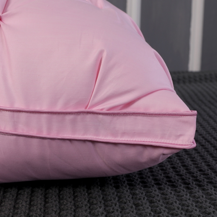 91家纺网 家纺一手货源 找家纺 羽仙子 2023新款扭花款80支柔赛丝三层枕芯粉色