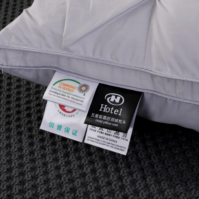 91家纺网 家纺一手货源 找家纺 羽仙子 2023新款扭花款80支柔赛丝三层枕芯灰色