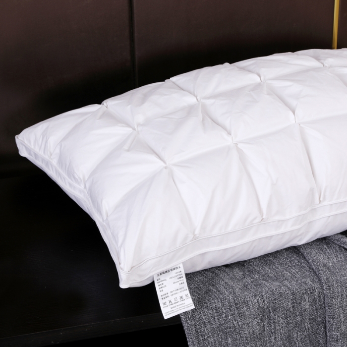 91家纺网 家纺一手货源 找家纺 羽仙子 2023新款全棉防雨布24格面包款枕芯白色
