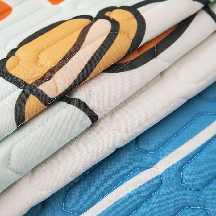 91家纺网 家纺一手货源 找家纺 小芽家居 2024新款儿童乳胶凉席卡通大白歌唱家