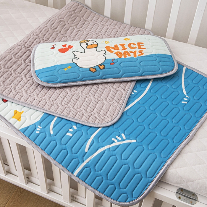 91家纺网 家纺一手货源 找家纺 小芽家居 2024新款儿童乳胶凉席卡通大白歌唱家