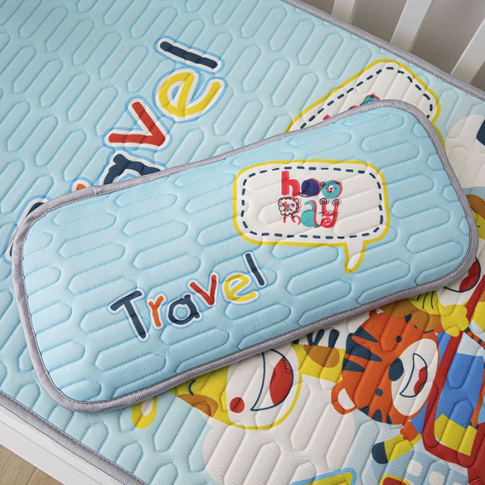 91家纺网 家纺一手货源 找家纺 小芽家居 2024新款儿童乳胶凉席卡通快乐出发