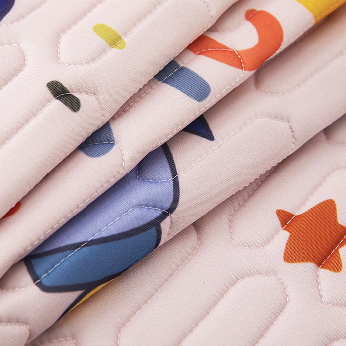 91家纺网 家纺一手货源 找家纺 小芽家居 2024新款儿童乳胶凉席卡通天空兔