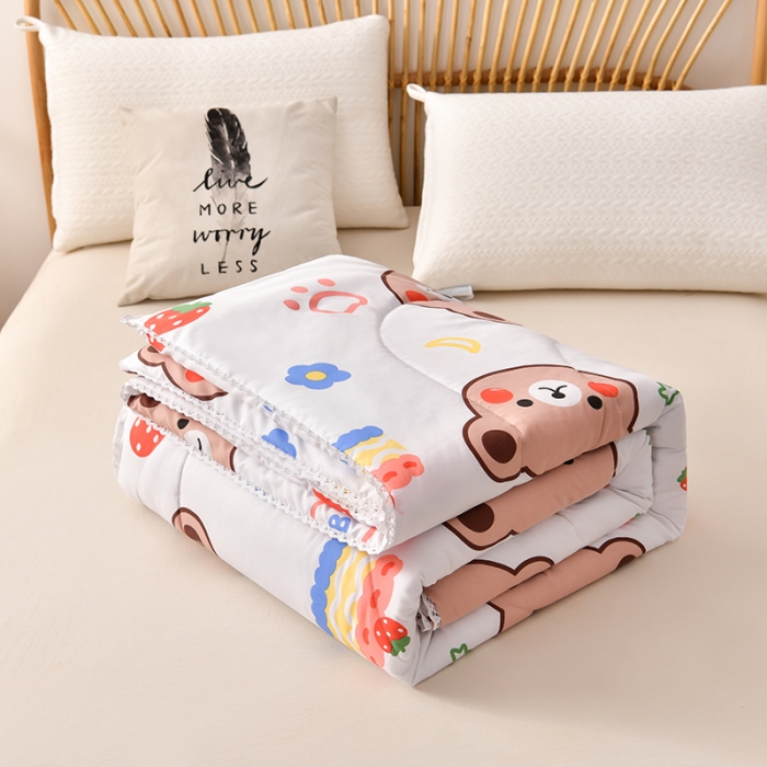 91家纺网 家纺一手货源 找家纺 富威堡 2023棉花夏被印花水洗棉夏凉被洛卡棉空调被蛋糕小熊