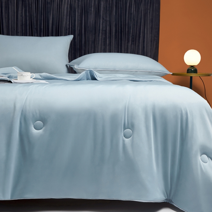 91家纺网 家纺一手货源 找家纺 安哆啦 2022新款A类冰淇淋凉感丝夏被 湖水蓝