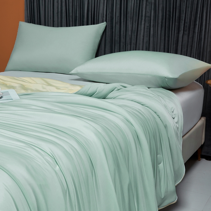 91家纺网 家纺一手货源 找家纺 安哆啦 2022新款A类冰淇淋凉感丝夏被 薄荷绿+米黄