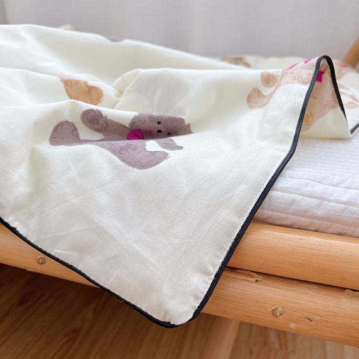 91家纺网 家纺一手货源 找家纺 鱼宝 2022全棉无荧光儿童夏被 可爱小熊