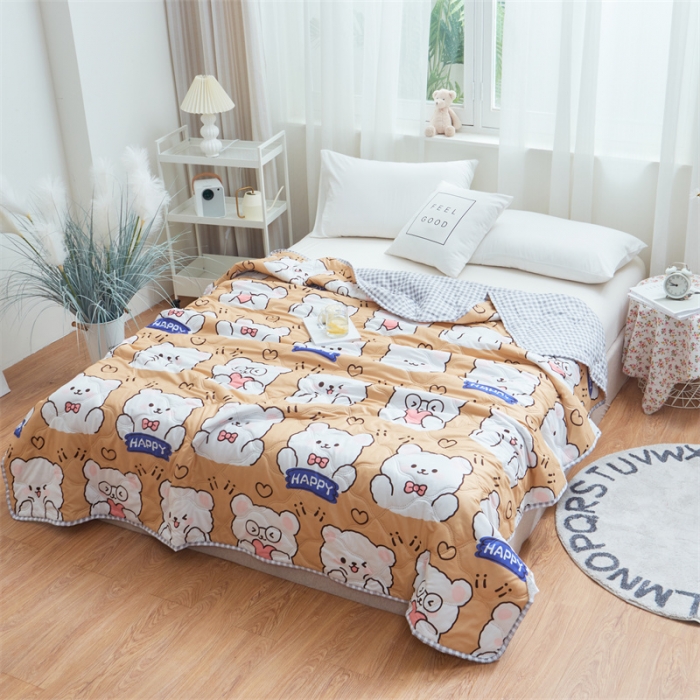 91家纺网 家纺一手货源 找家纺 畅销被业 2024新款海藻棉夏被 软萌小熊