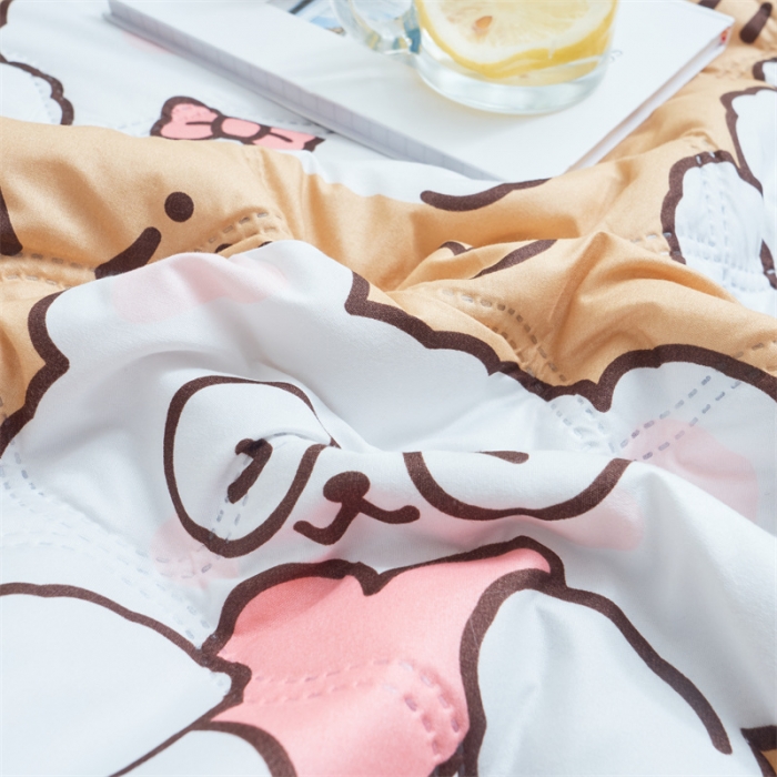 91家纺网 家纺一手货源 找家纺 畅销被业 2024新款海藻棉夏被 软萌小熊