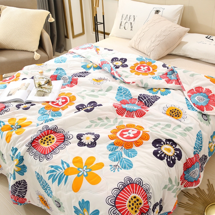 91家纺网 家纺一手货源 找家纺 畅销被业 2024新款海藻棉夏被 溢彩时光