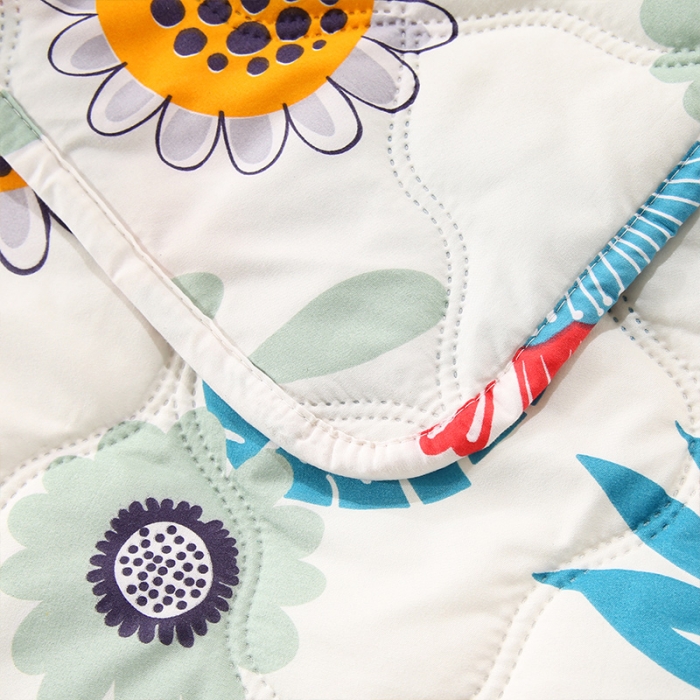 91家纺网 家纺一手货源 找家纺 畅销被业 2024新款海藻棉夏被 溢彩时光