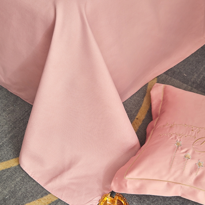 91家纺网 家纺一手货源 找家纺 凡客 2022新款磨毛提花重工刺绣小鹿四件套 小鹿森林-粉