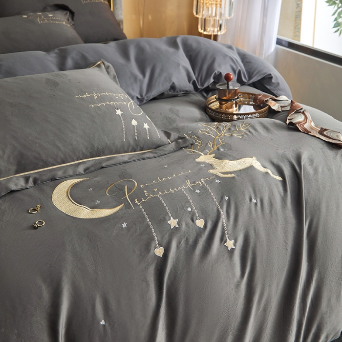 91家纺网 家纺一手货源 找家纺 凡客 2022新款磨毛提花重工刺绣小鹿四件套 小鹿森林-灰