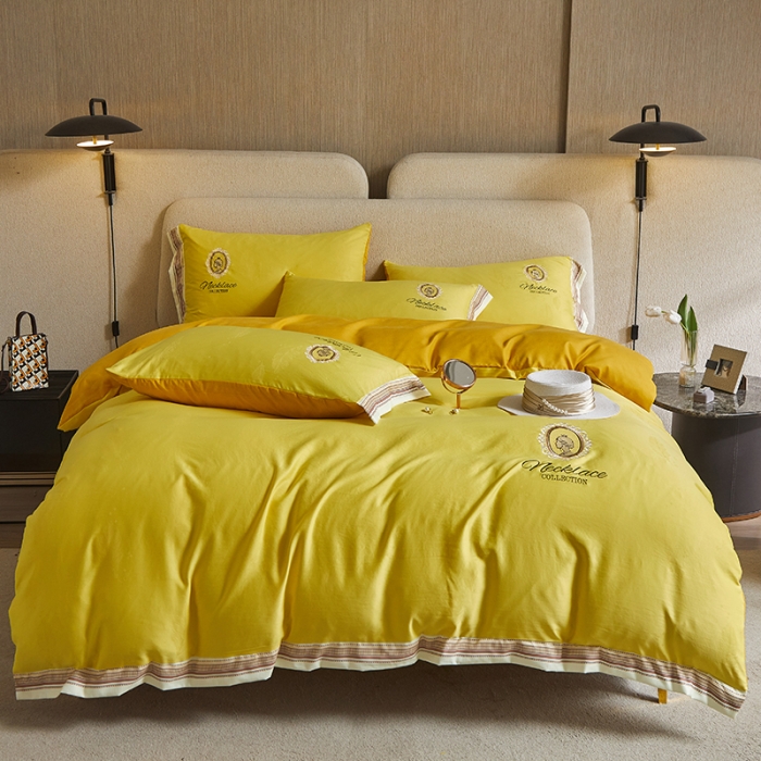 91家纺网 家纺一手货源 找家纺 凡客 2022新款有氧棉提加绣米诺斯四件套 米诺斯-黄