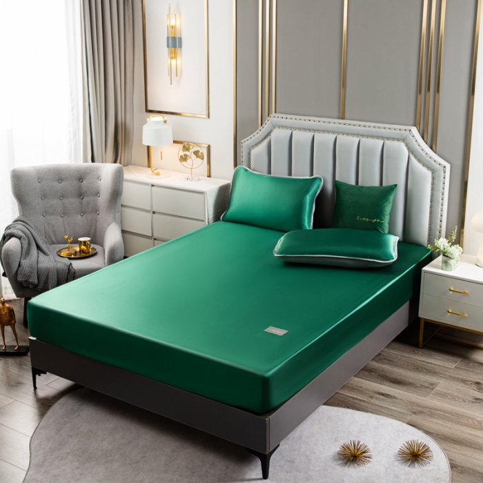 91家纺网 家纺一手货源 找家纺 潮邦 2025新款可水洗四公分松紧整圈柔软清凉冰丝凉席床笠款 翡翠绿