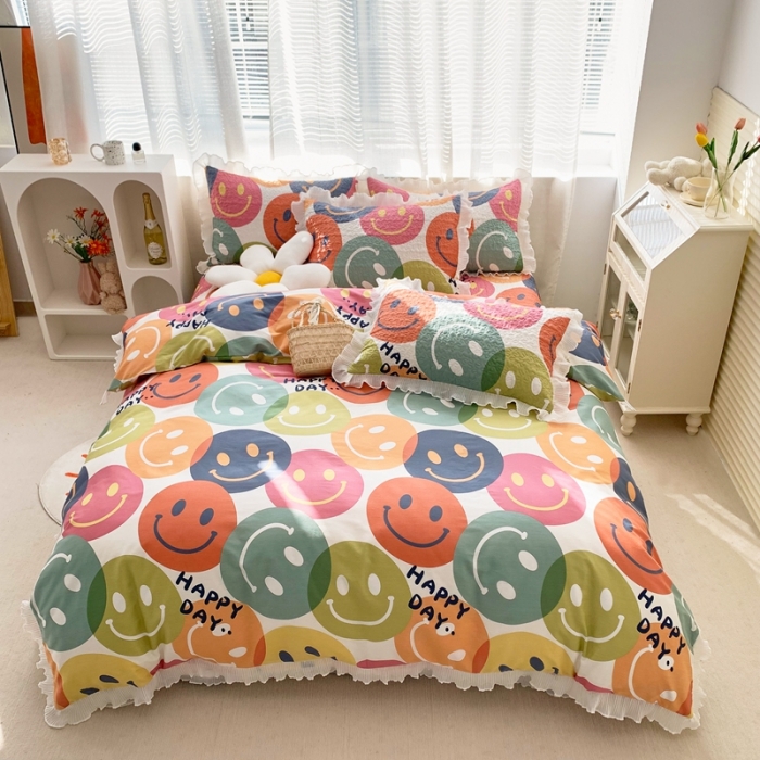 91家纺网 家纺一手货源 找家纺 仟网汇2022新款全棉喷气13070床盖三件套四件套专属笑脸