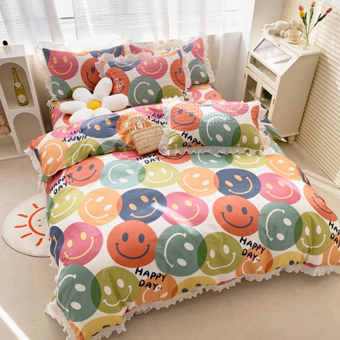 91家纺网 家纺一手货源 找家纺 仟网汇2022新款全棉喷气13070床盖三件套四件套专属笑脸