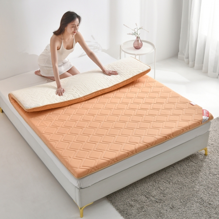91家纺网 家纺一手货源 找家纺 鑫钰 2023新款全棉加厚抗菌大豆纤维床垫 艾诺-橙