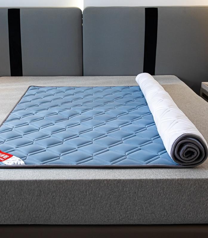 91家纺网 家纺一手货源 找家纺 鑫钰 22年新款全棉大豆色织床护垫纯色保护垫 蓝