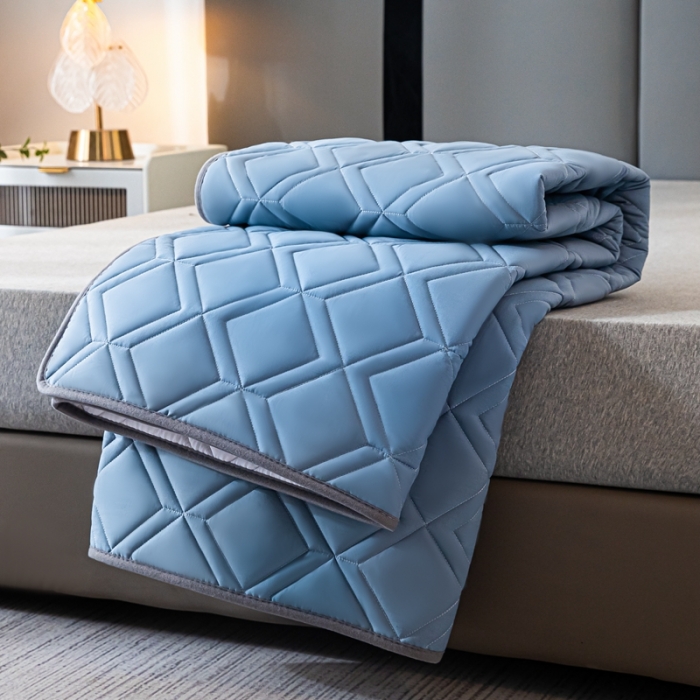 91家纺网 家纺一手货源 找家纺 鑫钰 22年新款全棉大豆色织床护垫纯色保护垫 蓝