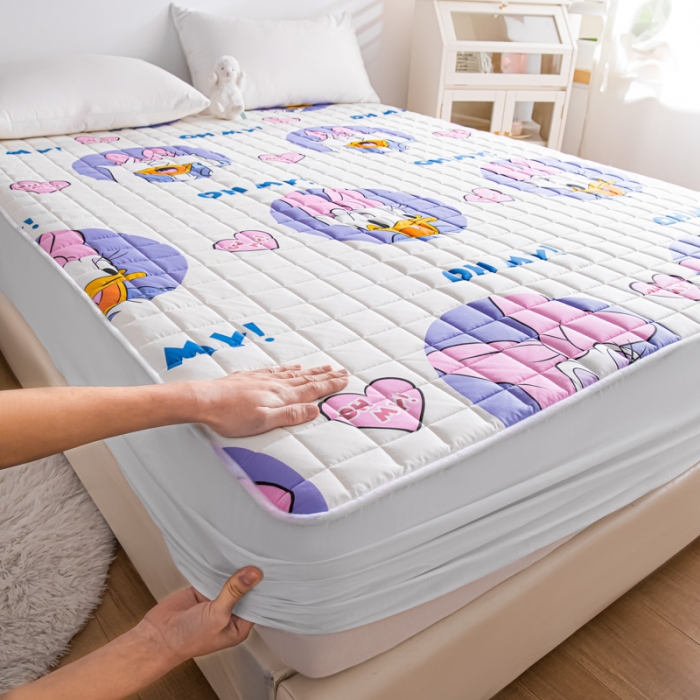 91家纺网 家纺一手货源 找家纺 鑫钰 2023新款迪士尼全棉床笠纯棉抗菌床罩席梦思保护套 黛西